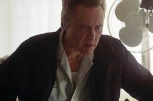 Christopher Walken in una scena di Man of fire