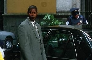 Denzel Washington in una scena di Man on fire