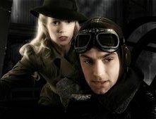Jude Law e Gwyneth Paltrow in una sequenza di Sky Captain and the World of Tomorrow