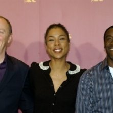 Terry George, Sophie Okonedo e Don Cheadle presentano Hotel Rwanda al pubblico della Berlinale