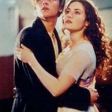 Kate Winslet e Leonardo DiCaprio in una scena del film Titanic