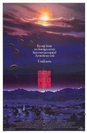 La locandina di Alba Rossa