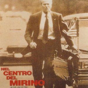La locandina di Nel centro del mirino