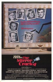 La locandina di Assassinio allo specchio