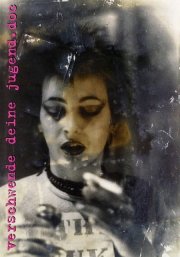 La locandina di verschwende deine jugend.doc