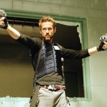 Ryan Reynolds in una scena dell'action Blade: Trinity