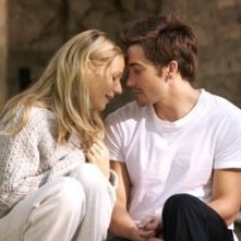 Jake Gyllenhaal e Gwineth Paltrow in una scena di Proof