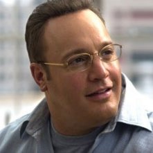 Kevin James in una scena di Hitch - Lui sì che capisce le donne