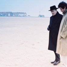 Michel Bouquet e Jalil Lespert in una scena di Le passeggiate al Campo di Marte