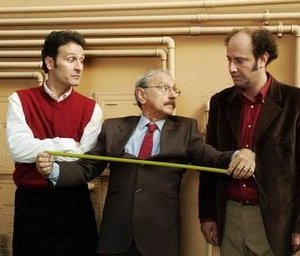 Pippo Santonastaso con Ale e Franz in una scena di La terza stella