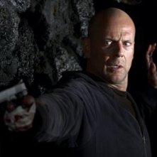 Bruce Willis in una scena di Hostage