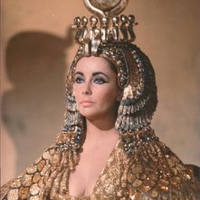 Elizabeth Taylor In Una Scena Di Cleopatra 10945