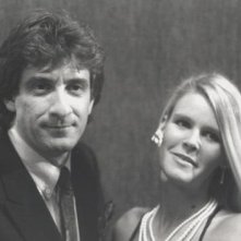 Ezio Greggio e Sharon Gusberti in una foto promozionale per Yuppies