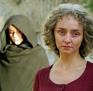 Maria De Medeiros in una scena de Il resto di Niente