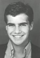 Un sorridente e giovanissimo Billy Zane