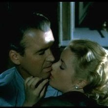 James Stewart e Grace Kelly ne La finestra sul cortile