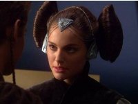 Star Wars, per gli abiti di Padmé la costumista ha nascosto in bella vista citazioni storiche e artistiche