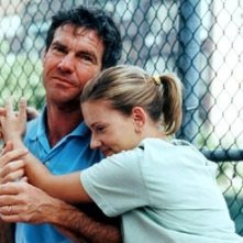 Scarlett Johansson e Dennis Quaid in una scena di In Good Company