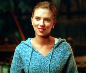 Scarlett Johansson in una scena del dramma In Good Company