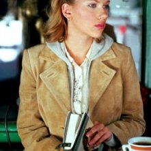 Scarlett Johansson in una scena di In Good Company