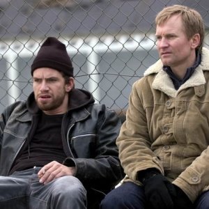 Ulrich Thomsen e Nikolaj Lie Kaas in una scena di Non desiderare la donna d'altri