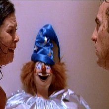 JoBeth Williams e Craig T. Nelson in una scena di POLTERGEIST: DEMONIACHE PRESENZE