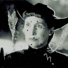 Katherine Borowitz ne L'uomo che non c'era