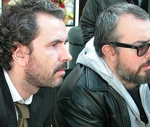 Guillermo Toledo e Alex de la Iglesia sul set di Crimen Perfecto