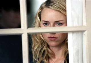 primo piano di Naomi Watts in una scena di The Ring 2