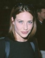 Claire Forlani