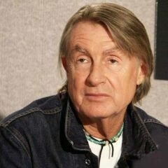 Joel Schumacher