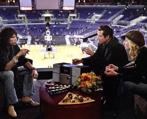 Steven Tyler, Uma Thurman e John Travolta in una scena di Be Cool