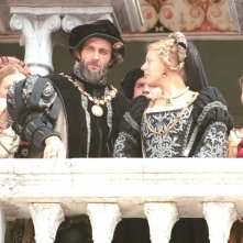 Manlio Dovì e Sabrina Colle in una scena di E ridendo l'uccise