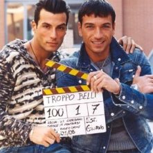 Daniele Interrante e Costantino Vitagliano sul set di Troppo belli