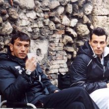 Daniele Interrante e Costantino Vitagliano sul set di Troppo belli