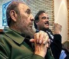 Fidel Castro ed Oliver Stone in una scena di Comandante