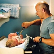 Vin Diesel in una sequenza di Missione Tata