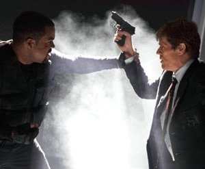 Ice Cube e Willem Dafoe in una scena di xXx 2: The Next Level