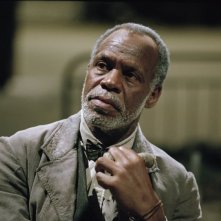Danny Glover in una scena del film Manderlay