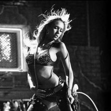 Jessica Alba in una scena del film Sin City