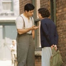 Russel Crowe e Renée Zellweger in una scena di Cinderella man - Una ragione per lottare