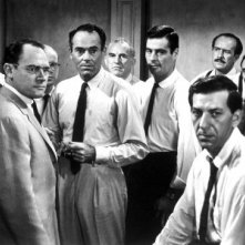 Henry Fonda, Martin Balsam, Ed Begley, Lee J. Cobb, Jack Klugman, E.G. Marshall e Jack Warden ne La parola ai giurati
