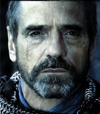 Jeremy Irons in una scena de Le crociate
