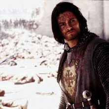 Orlando Bloom in una scena de Le crociate, nel 2005