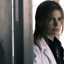 Barbora Bobulova in una sequenza di Tartarughe sul dorso