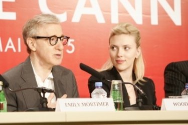 Woody Allen e Scarlett Johansson in conferenza a Cannes per Match Point