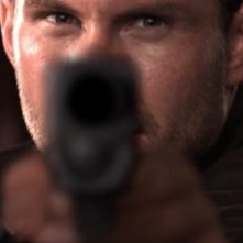 Christian Slater in una sequenza di Alone in the Dark