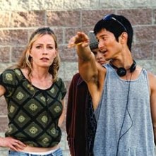 Elisabeth Shue, Jeffrey Licon e Gregg Araki sul set di Mysterious Skin