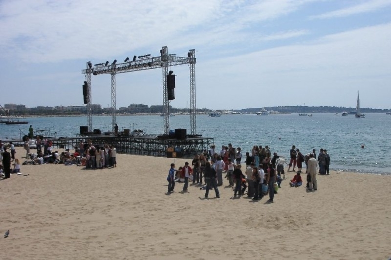 Festival De Cannes 2005 La Spiaggia 14032