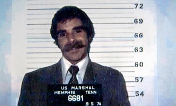 Harry Reems in una scena del documentario Inside Gola Profonda